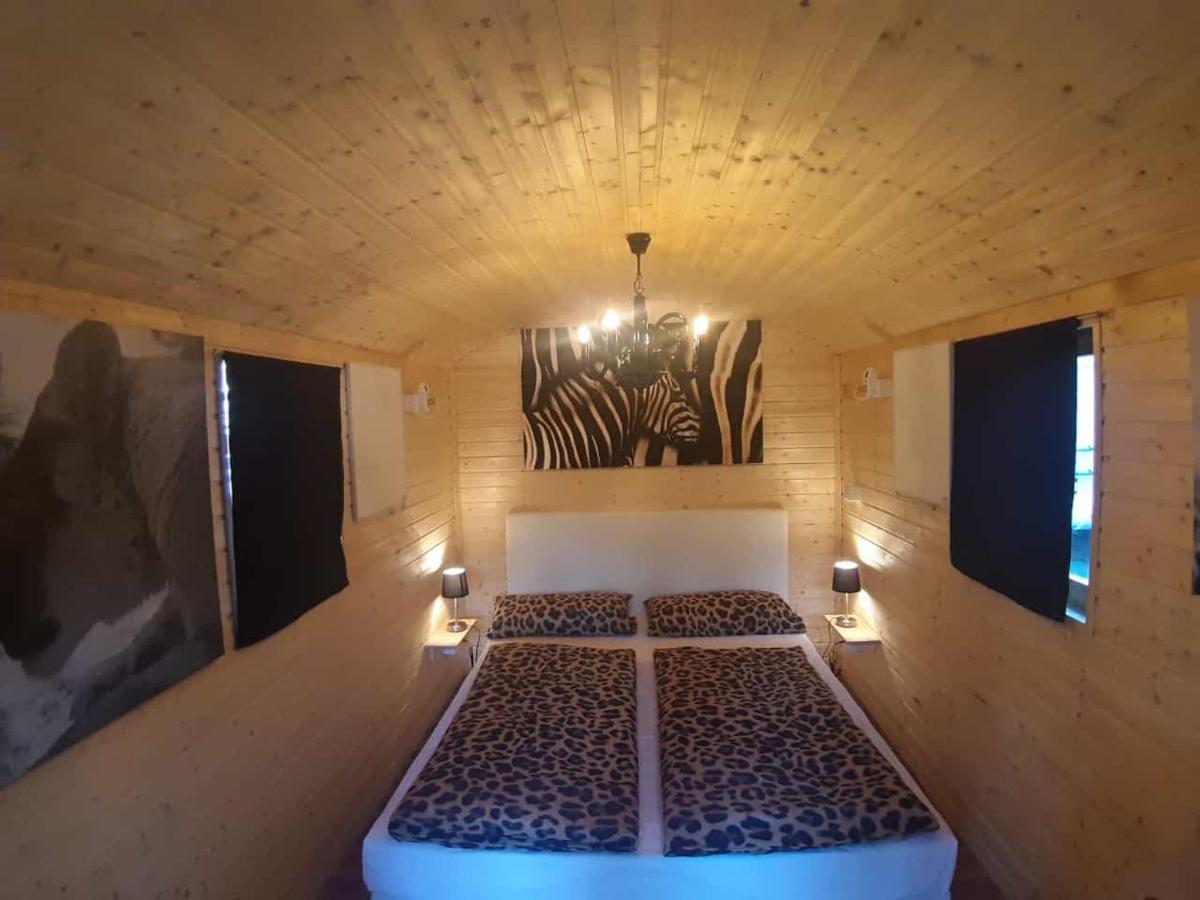 Hotel Columbus Und Glamping Bremerhaven